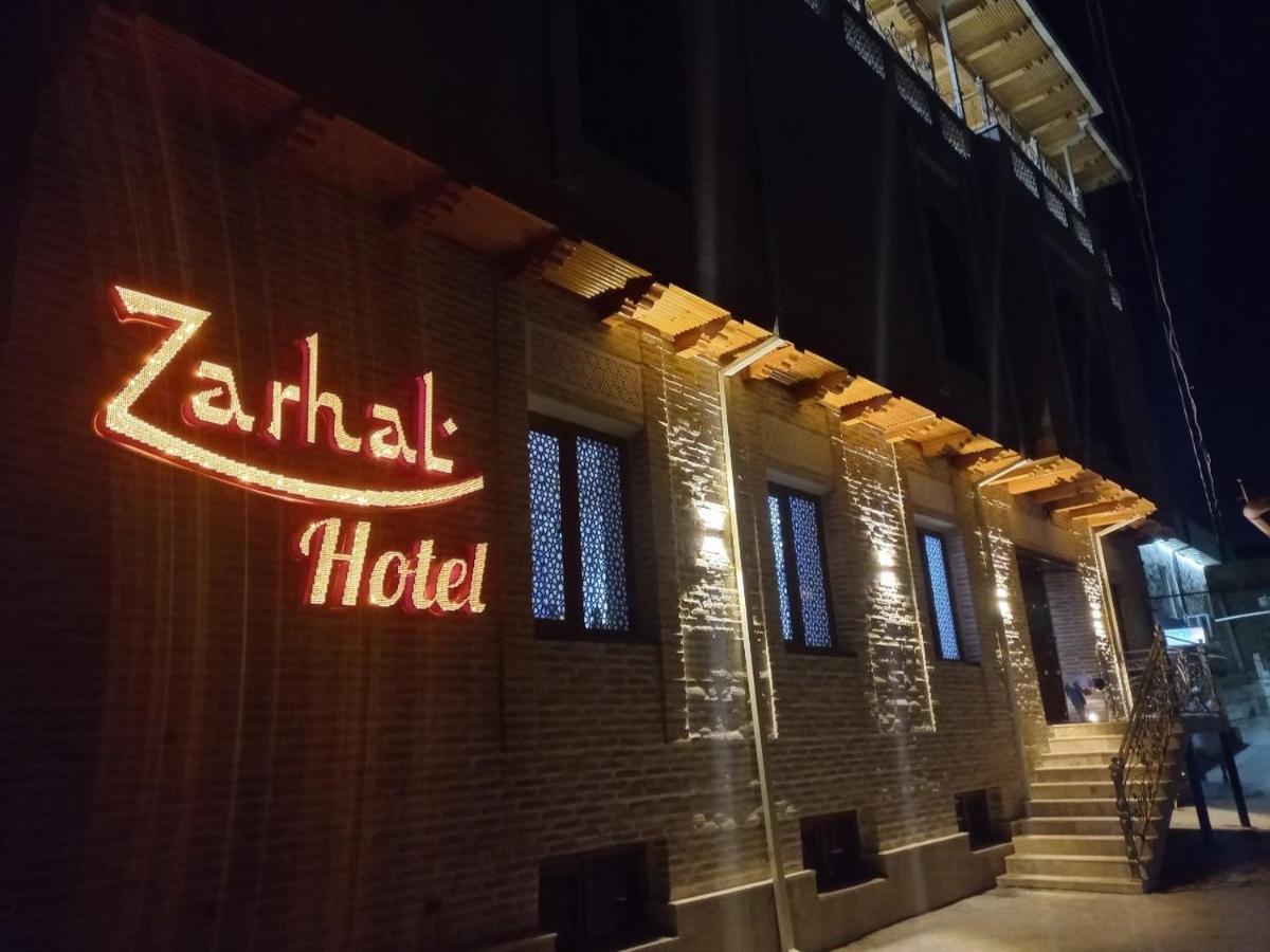 Hotel Zarhal Bukhara Esterno foto