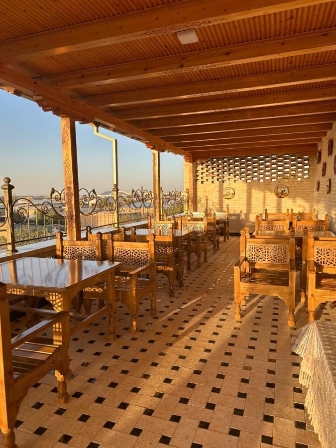 Hotel Zarhal Bukhara Esterno foto