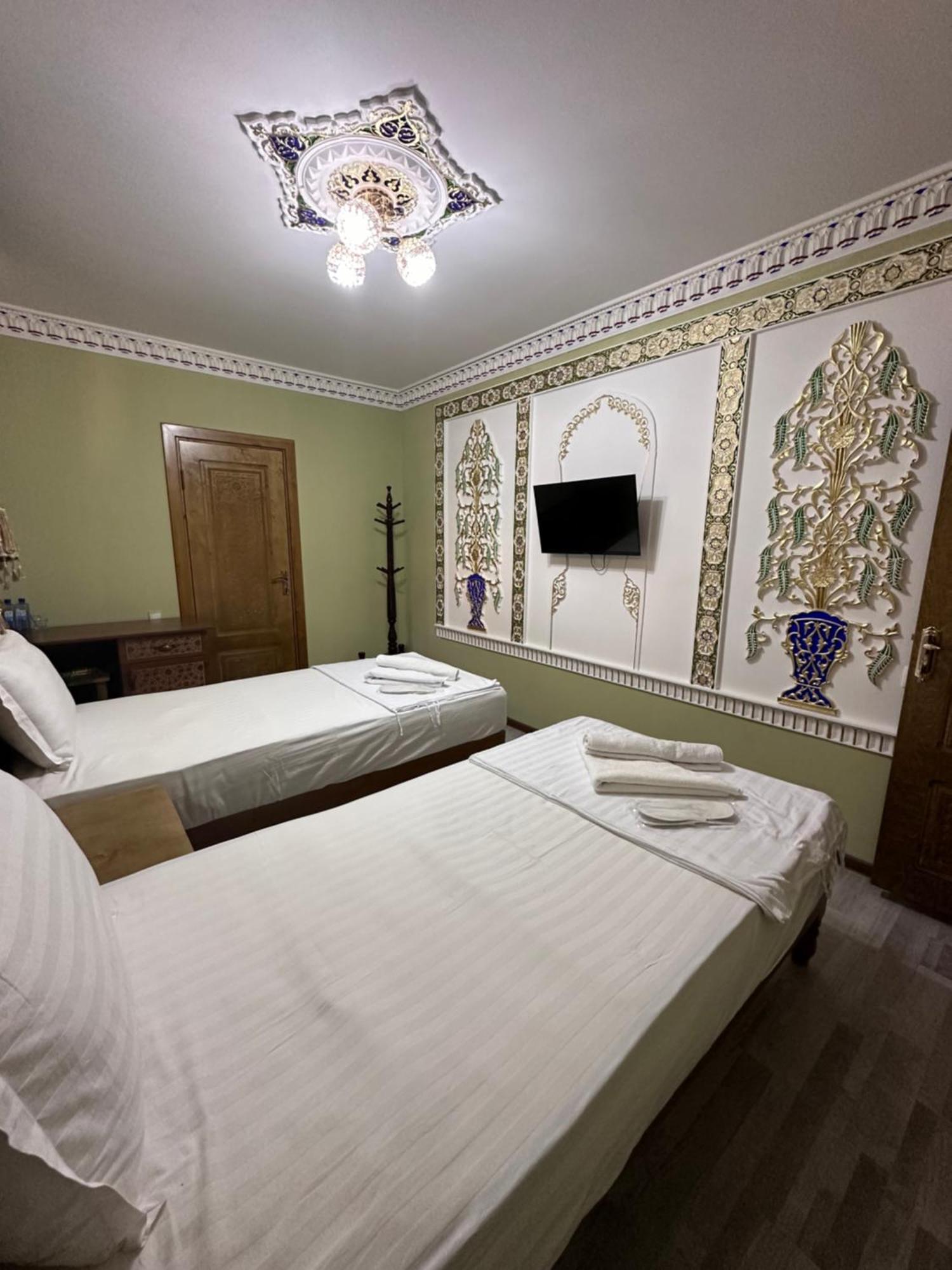 Hotel Zarhal Bukhara Esterno foto