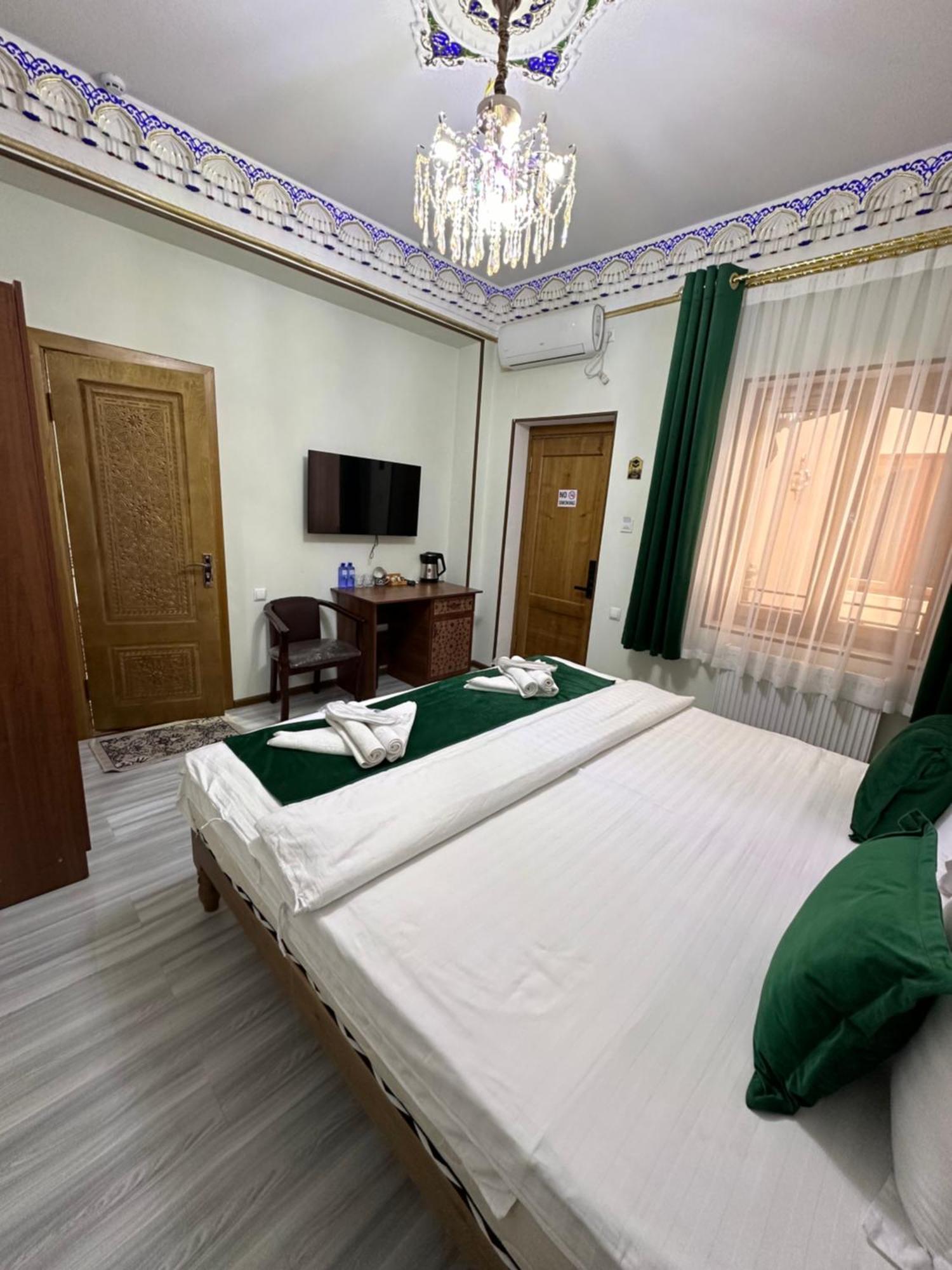 Hotel Zarhal Bukhara Esterno foto